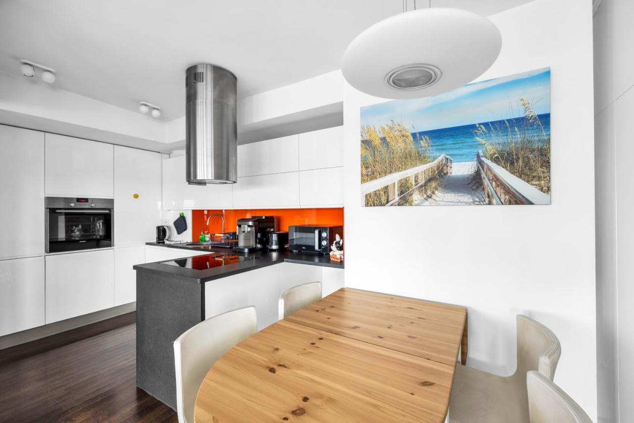 23Rd Floor 3Br Apt With Views Of Warszawa Eksteriør bilde